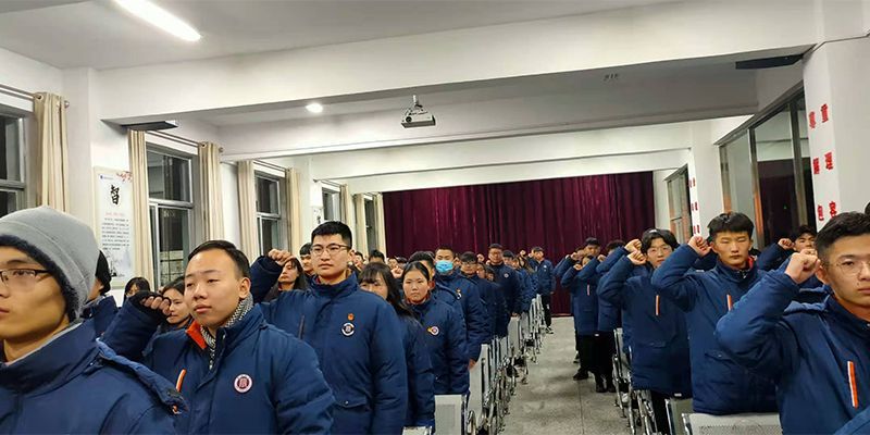 半岛(中国)bandao·官方网页版举行2020年度新团员入团仪式